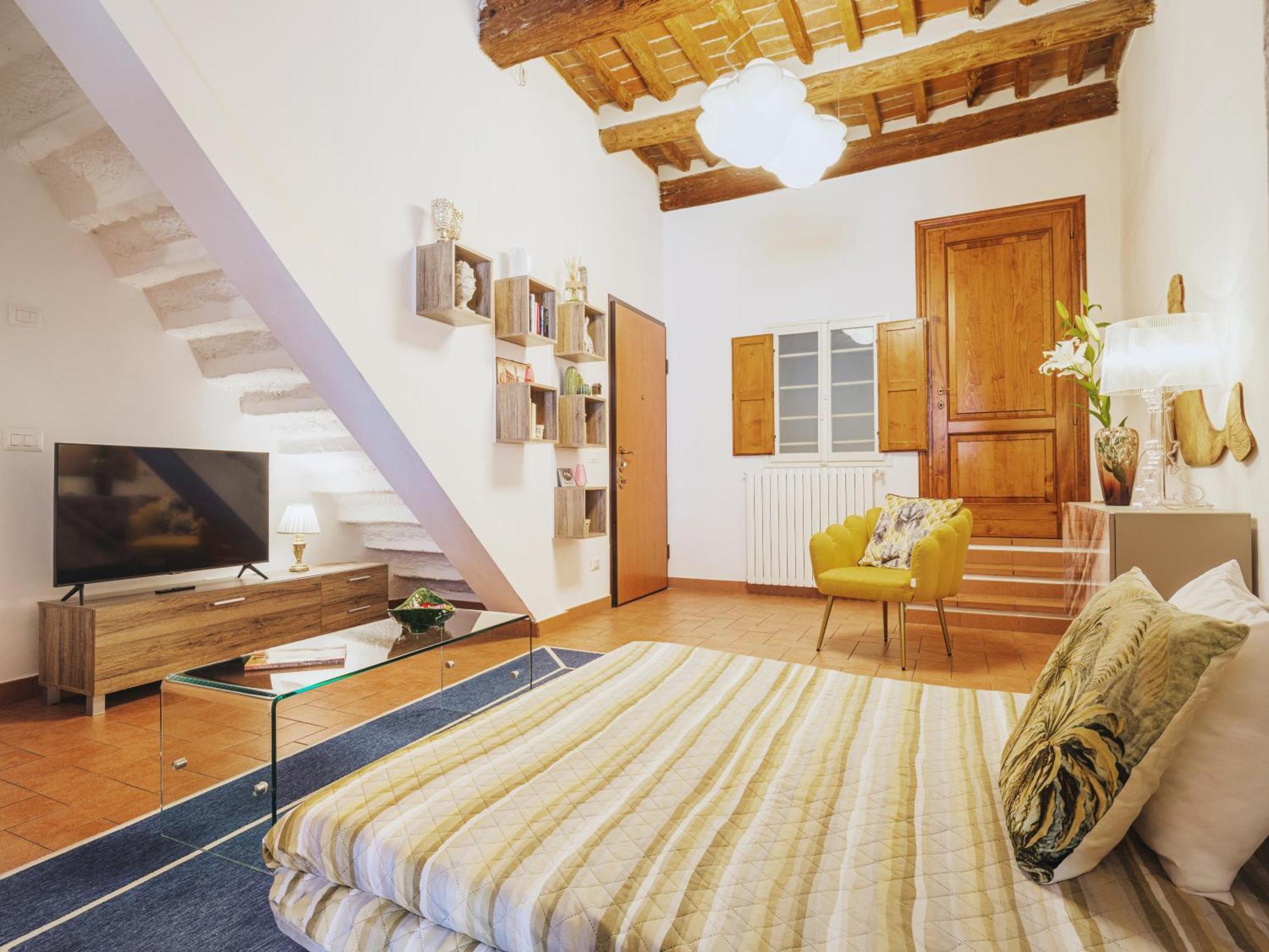 Michael'S Home - Cozy Apartment In The Heart Of Lucca Exterior foto